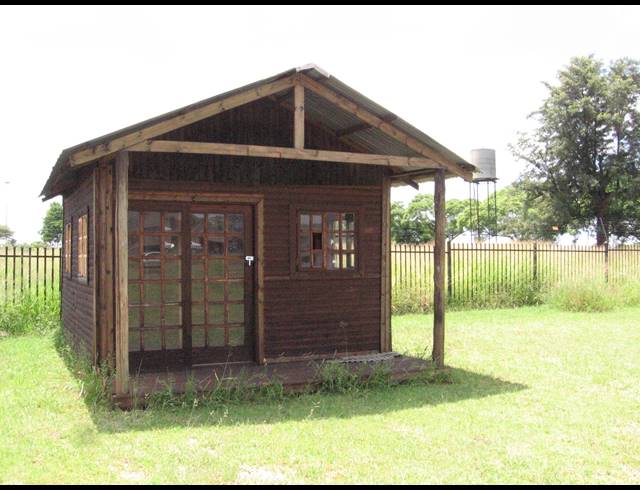 600M² RETAIL TO LET IN MONTANA PARK